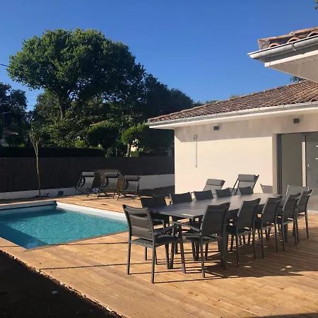 Villa- Sur -200 M Nauzan - Piscine