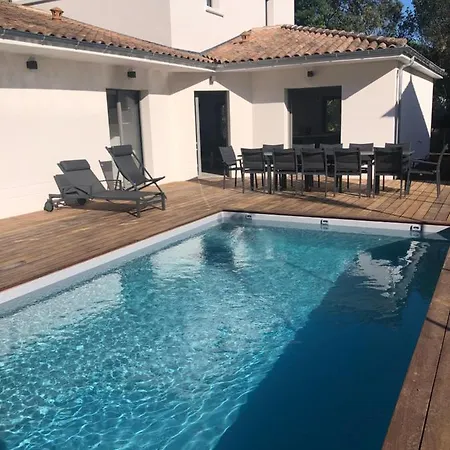 Villa- Sur -200 M Nauzan - Piscine