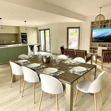 别墅 Villa- Sur -200 M Nauzan - Piscine