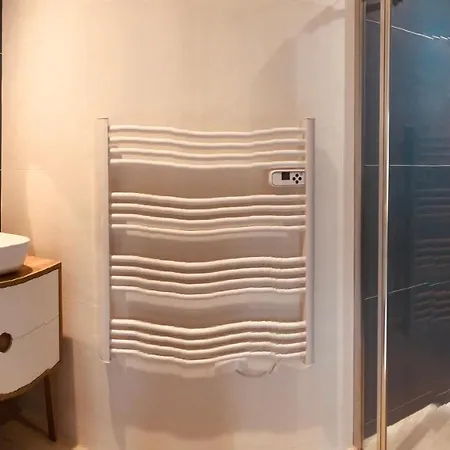 Villa- Sur -200 M Nauzan - Piscine 别墅 福克斯索梅尔