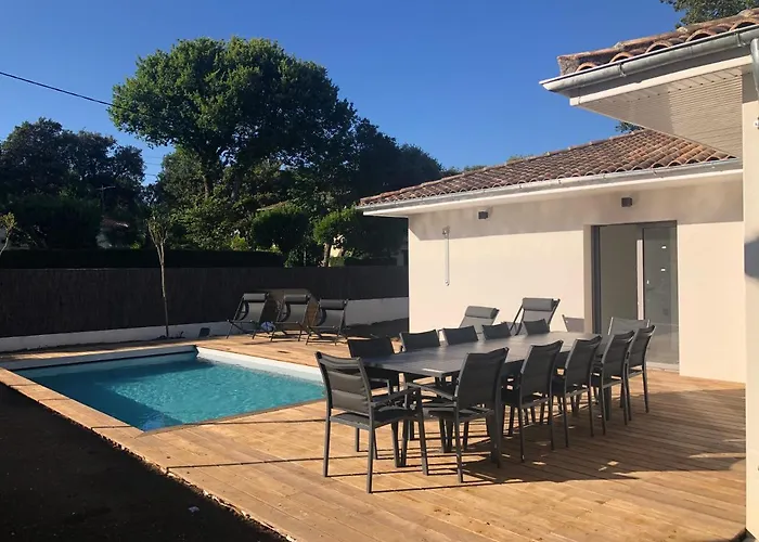 Villa- Sur -200 M Nauzan - Piscine