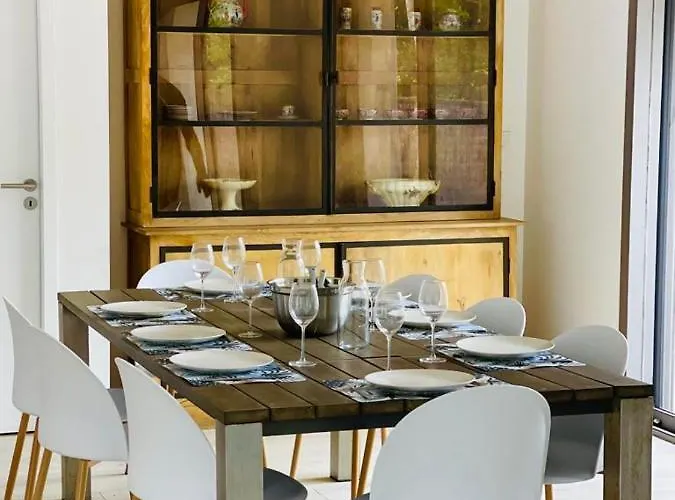 Villa- Sur -200 M Nauzan - Piscine